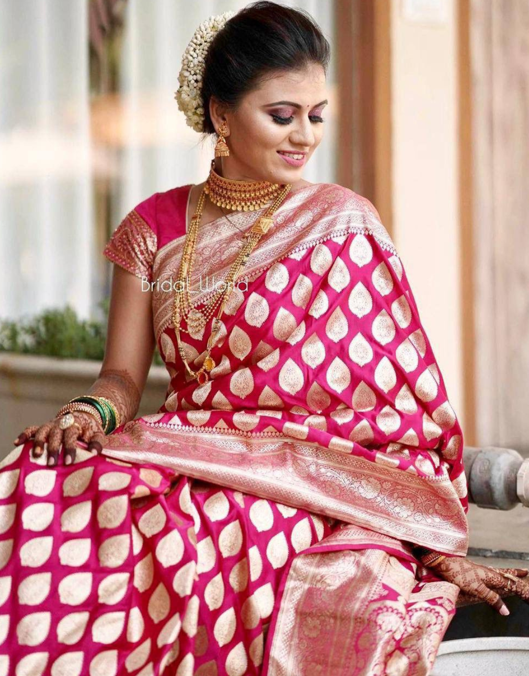 How to Style a Banarasi Saree in Different Ways - Major Mag